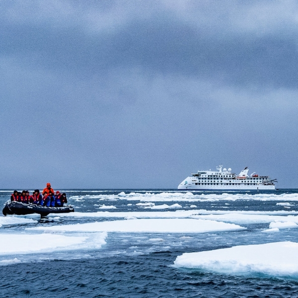 Antarctic-Circle-with-Diane-Lee-3